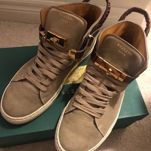 Buscemi Men’s Padlock Sneaker